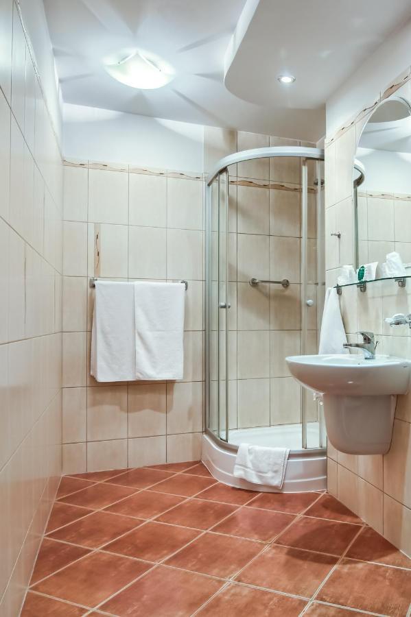 Hotel Konin Konin  Eksteriør bilde