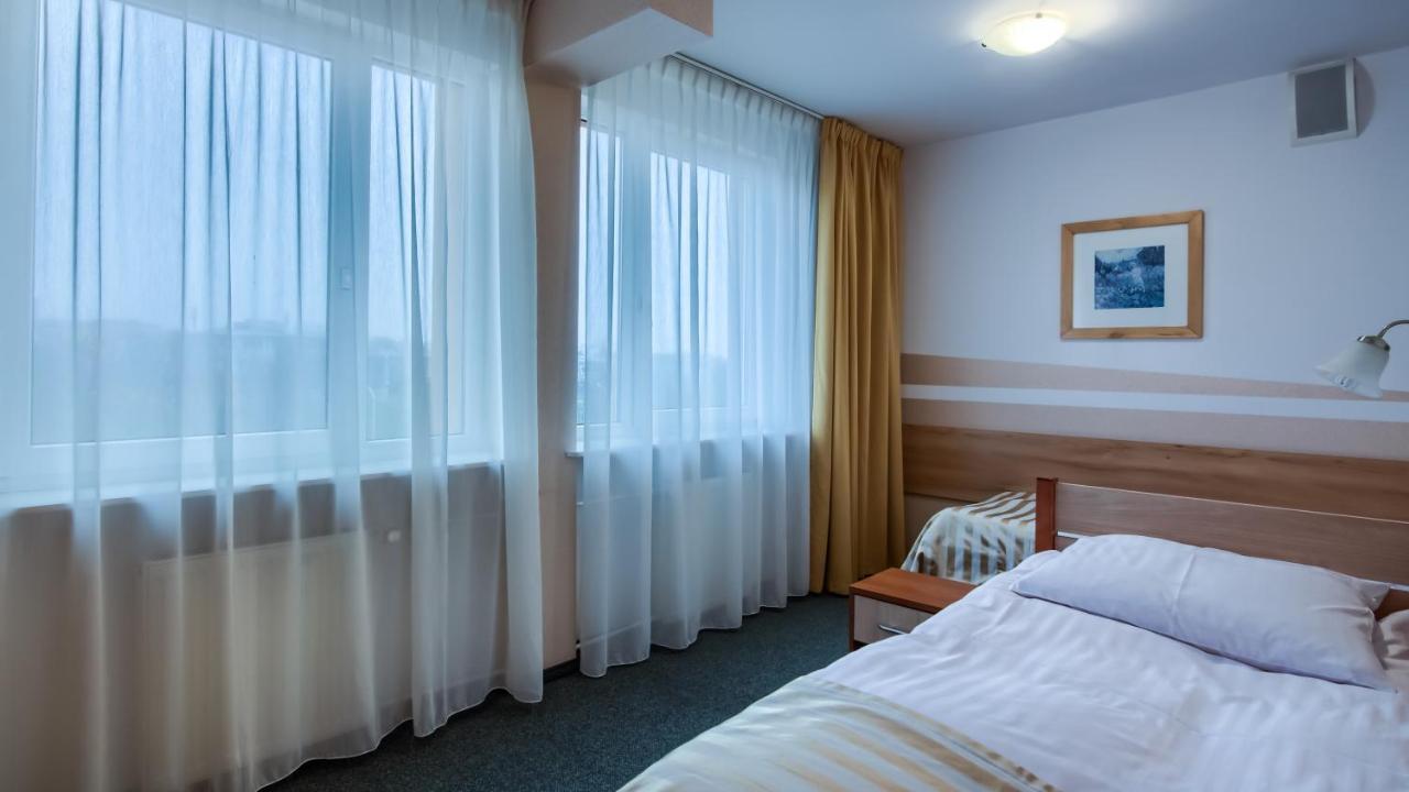 Hotel Konin Konin  Eksteriør bilde