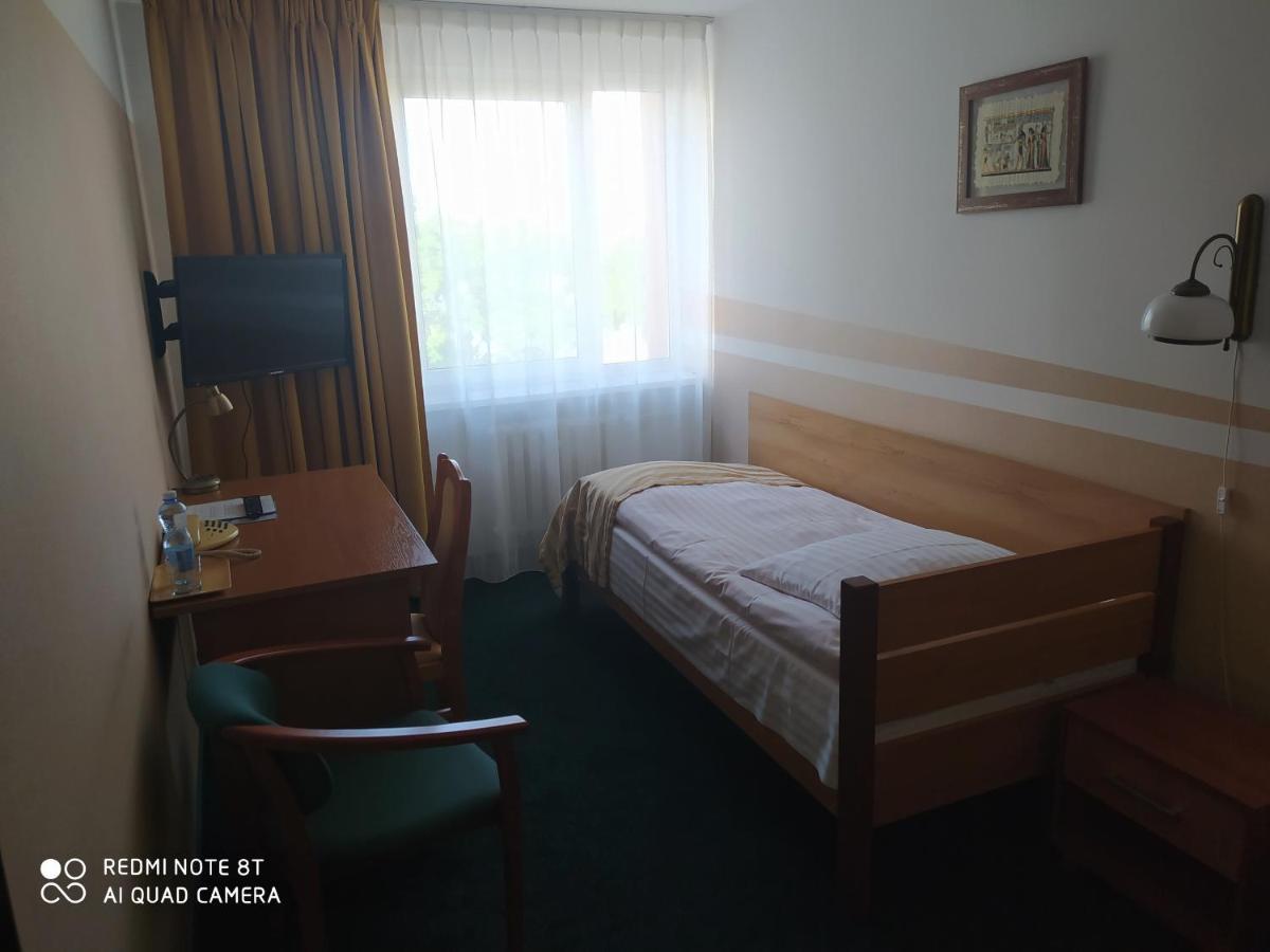 Hotel Konin Konin  Eksteriør bilde
