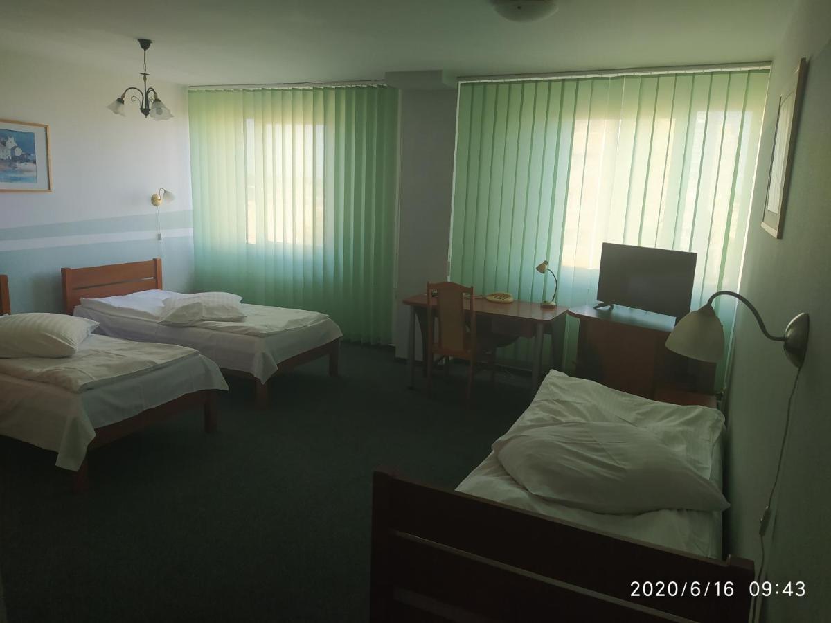 Hotel Konin Konin  Eksteriør bilde