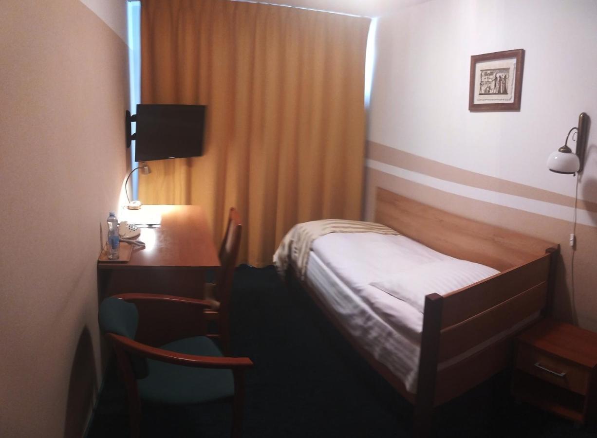 Hotel Konin Konin  Eksteriør bilde